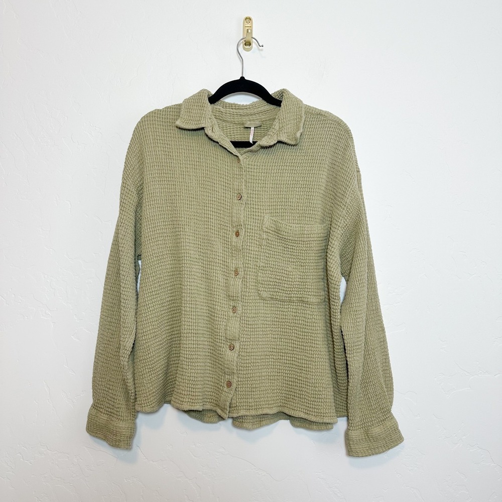Free People | 100% Cotton Serious Chiller Waffle Button Down in Curly Willow - Picture 3 of 6